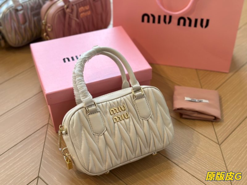ReplicaDesignerBags 06YA16014