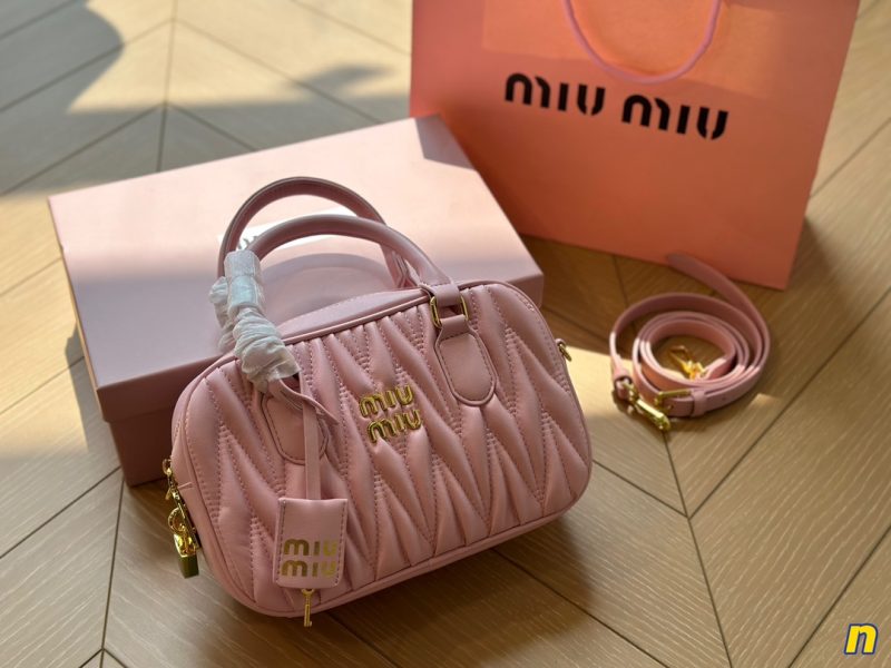 ReplicaDesignerBags 06YA16024