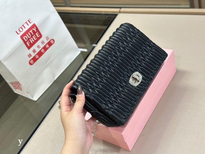 ReplicaDesignerBags 06YA16026
