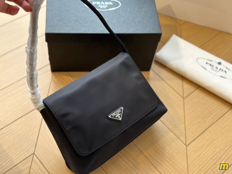 ReplicaDesignerBags 05YA17890