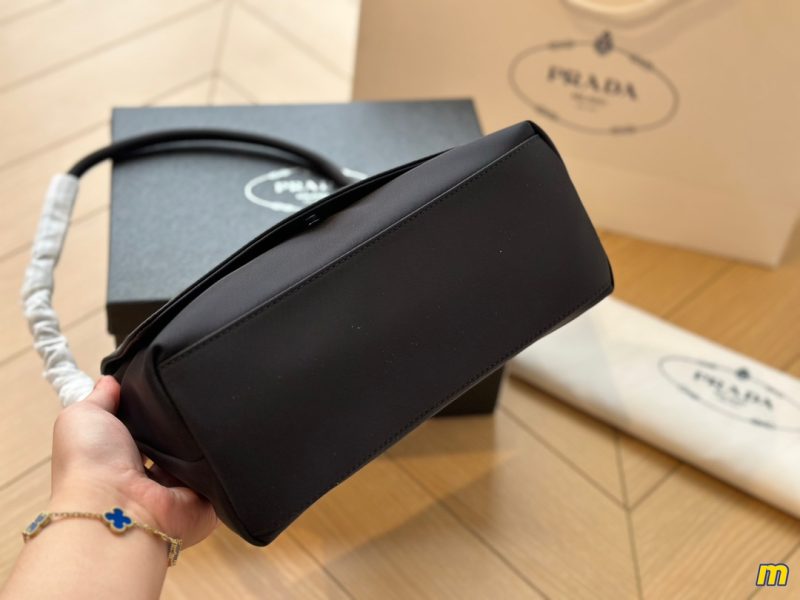 ReplicaDesignerBags 05YA17890