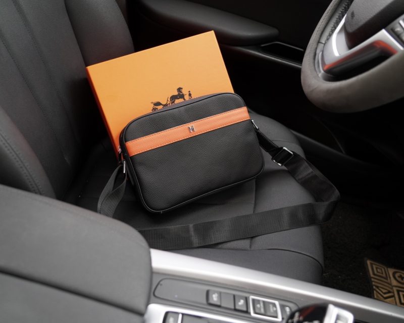 ReplicaDesignerBags 04YA413