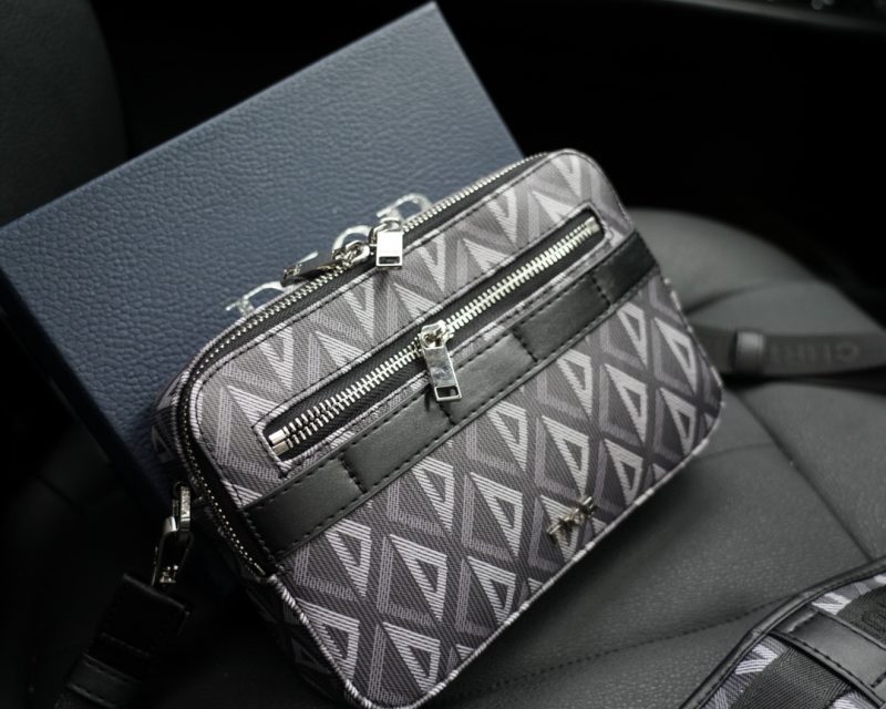 ReplicaDesignerBags 10YA2199