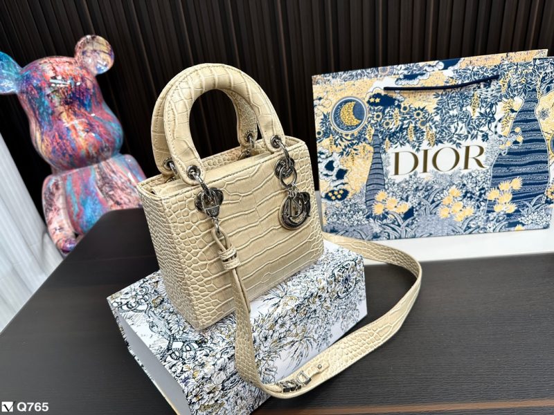 ReplicaDesignerBags 10YA2250