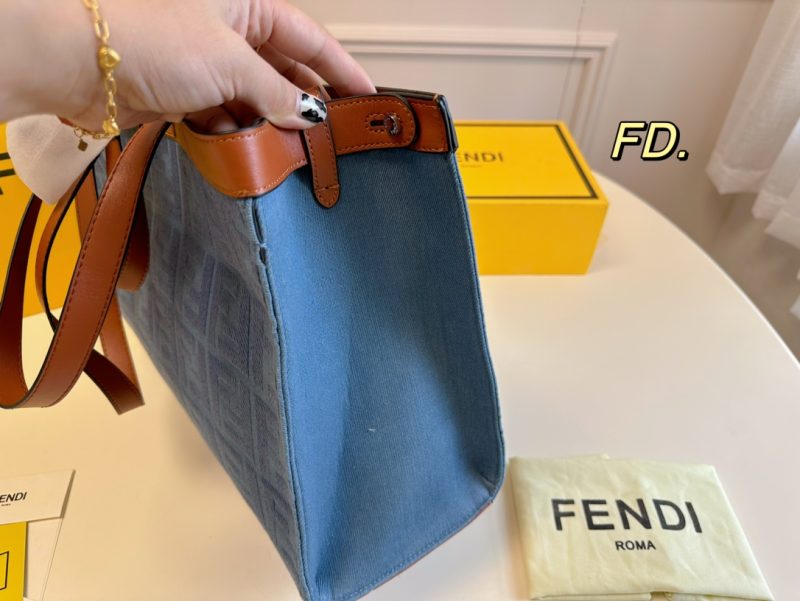 ReplicaDesignerBags 09YA6720