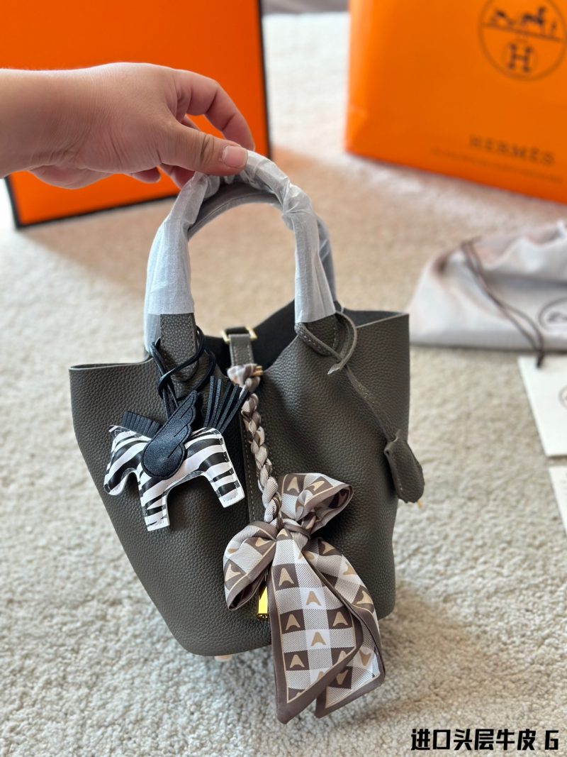 ReplicaDesignerBags 04YA1184