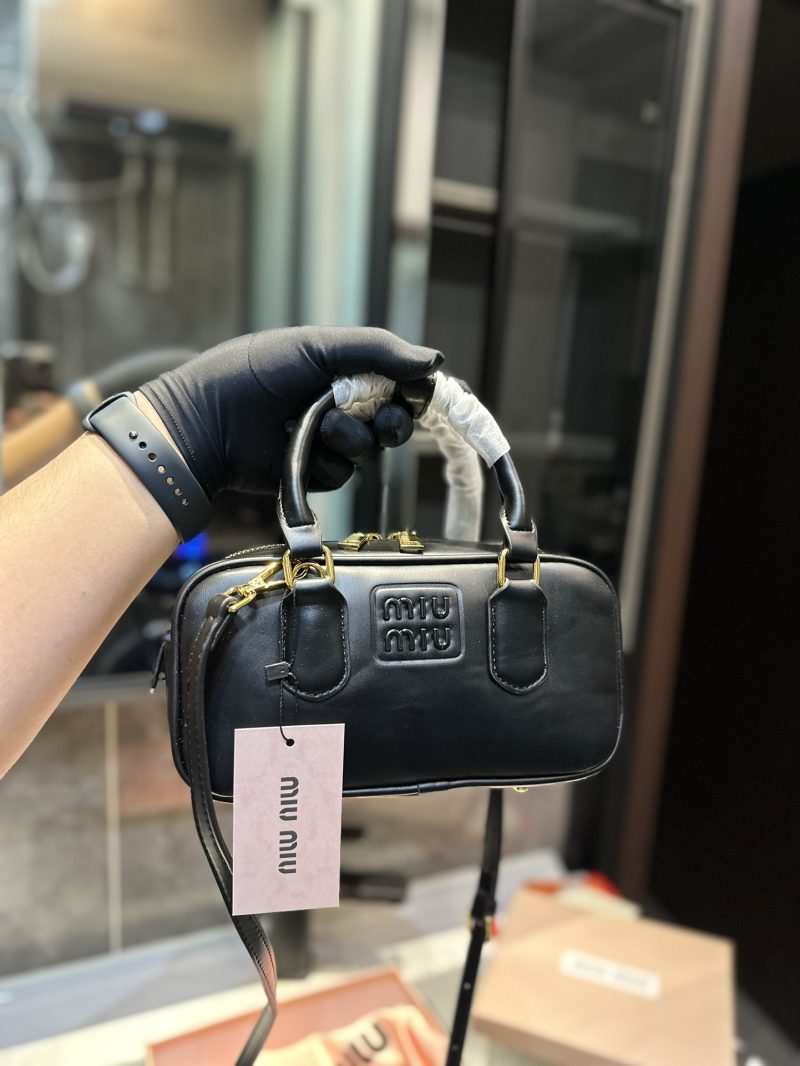 ReplicaDesignerBags 06YA16113