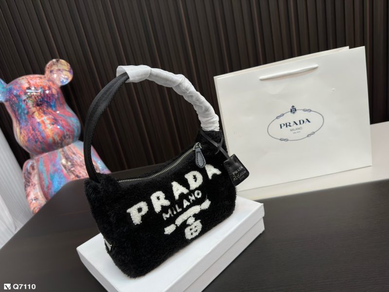 ReplicaDesignerBags 05YA17950
