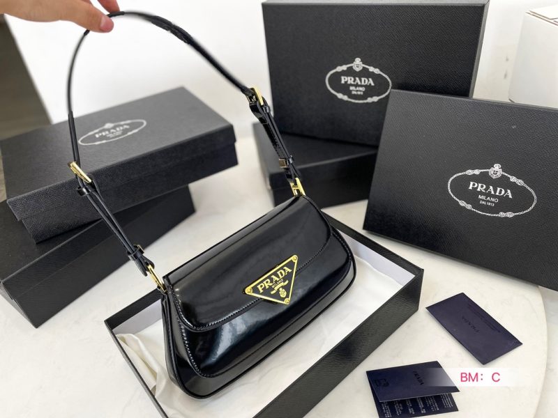 ReplicaDesignerBags 05YA18813