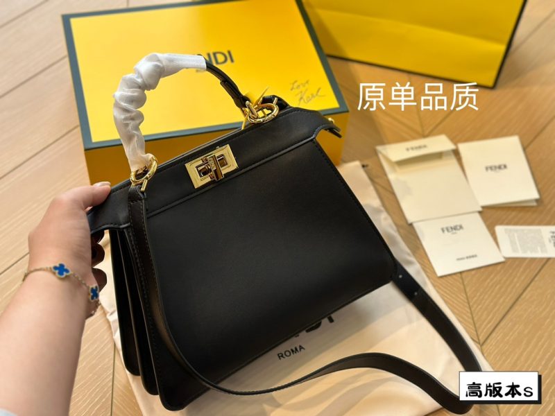 ReplicaDesignerBags 09YA7330