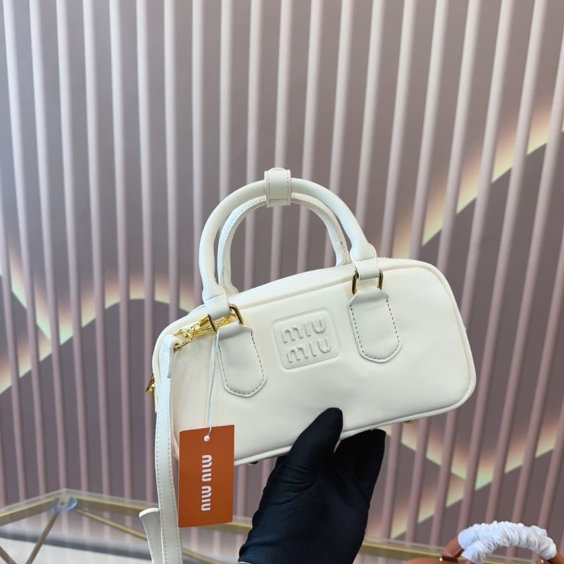 ReplicaDesignerBags 06YA16410