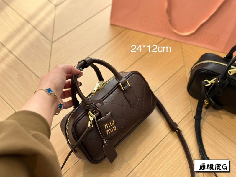 ReplicaDesignerBags 06YA16438