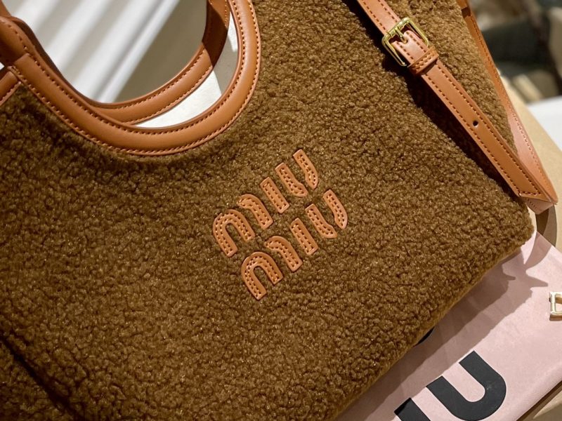 ReplicaDesignerBags 06YA15681