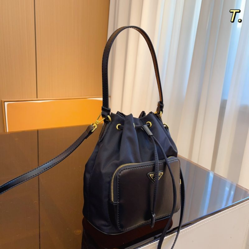 ReplicaDesignerBags 05YA18032
