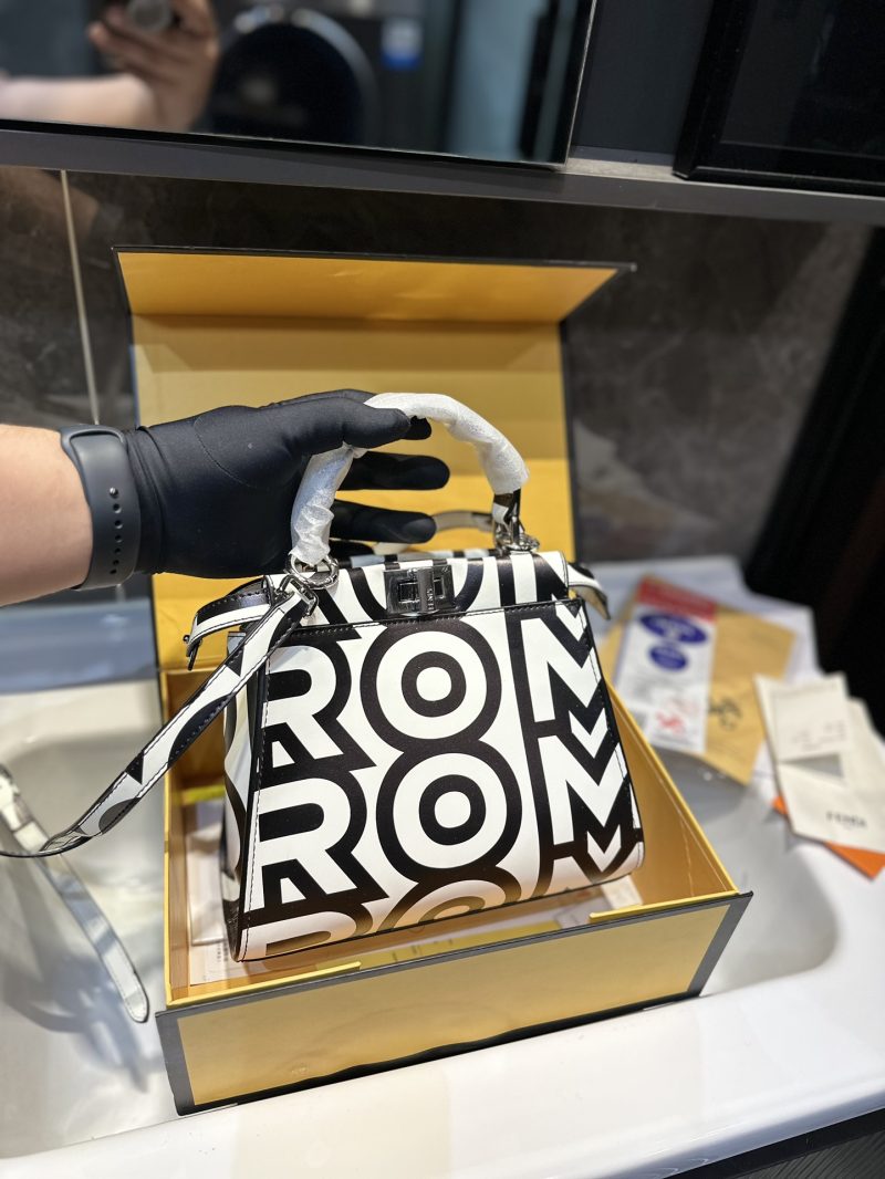 ReplicaDesignerBags 09YA7652