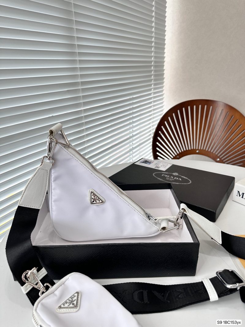 ReplicaDesignerBags 05YA18620