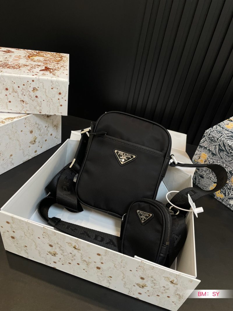ReplicaDesignerBags 05YA18817