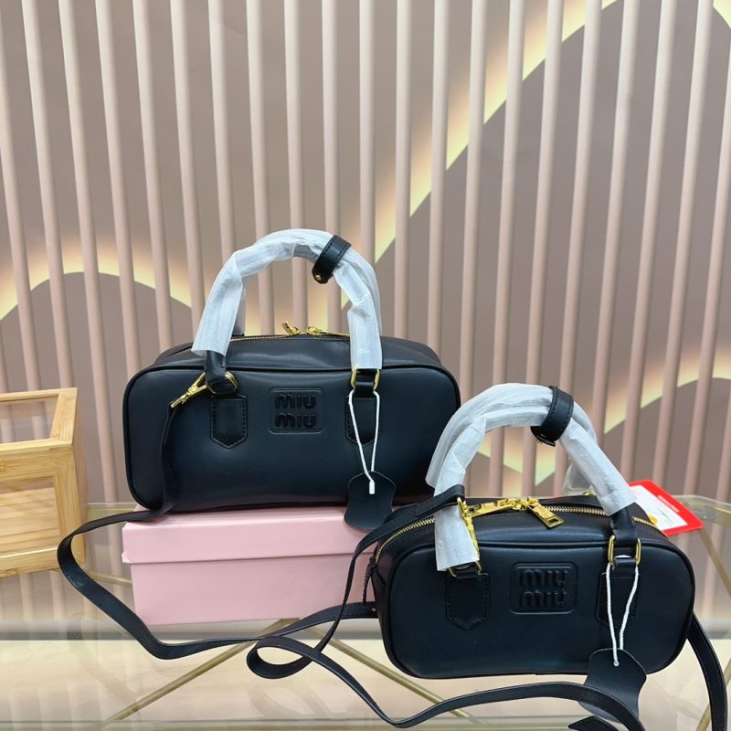 ReplicaDesignerBags 06YA15771