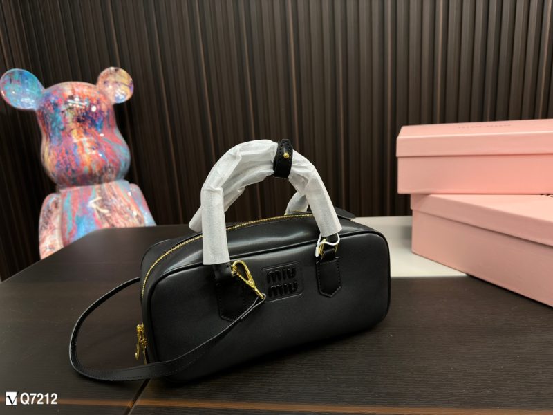 ReplicaDesignerBags 06YA15854