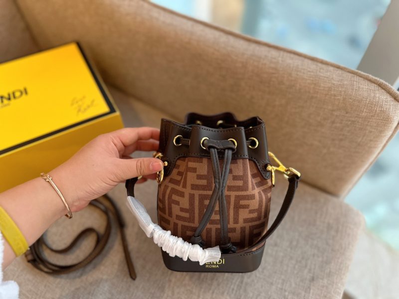ReplicaDesignerBags 09YA7508