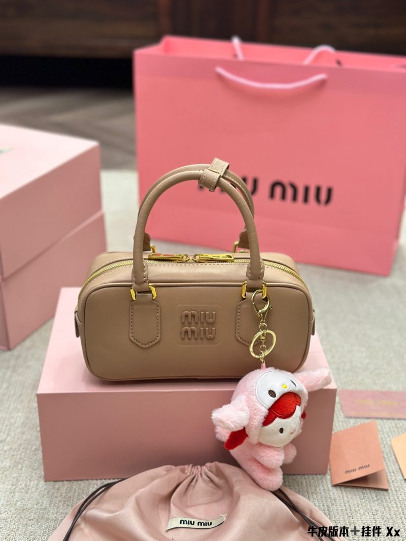 ReplicaDesignerBags 06YA15841