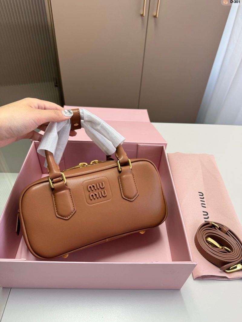 ReplicaDesignerBags 06YA16393