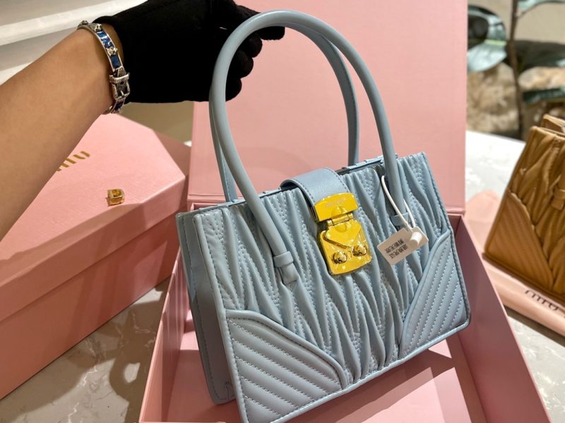 ReplicaDesignerBags 06YA16147