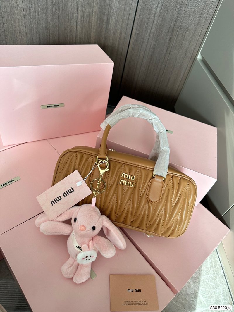 ReplicaDesignerBags 06YA16512