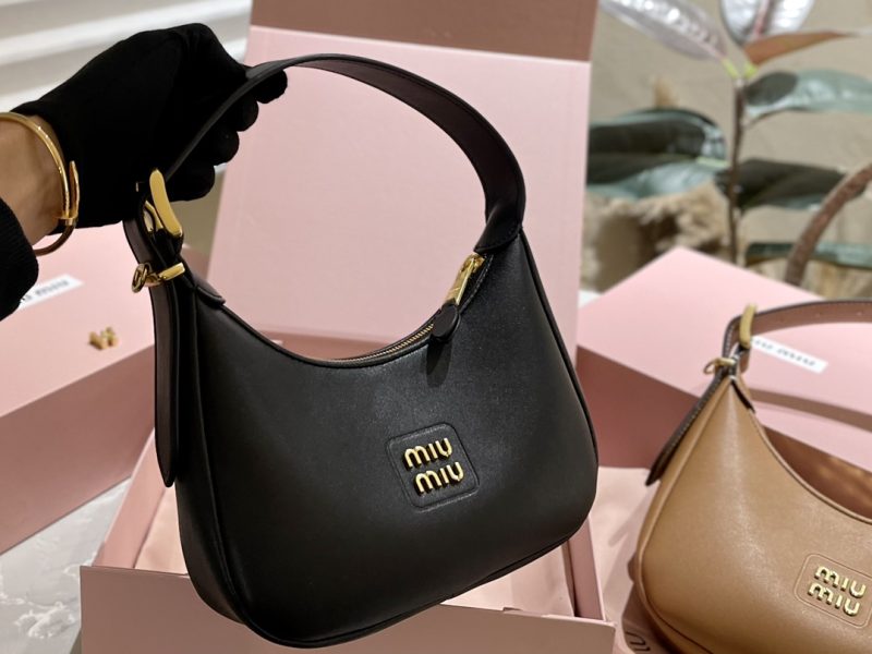 ReplicaDesignerBags 06YA16153