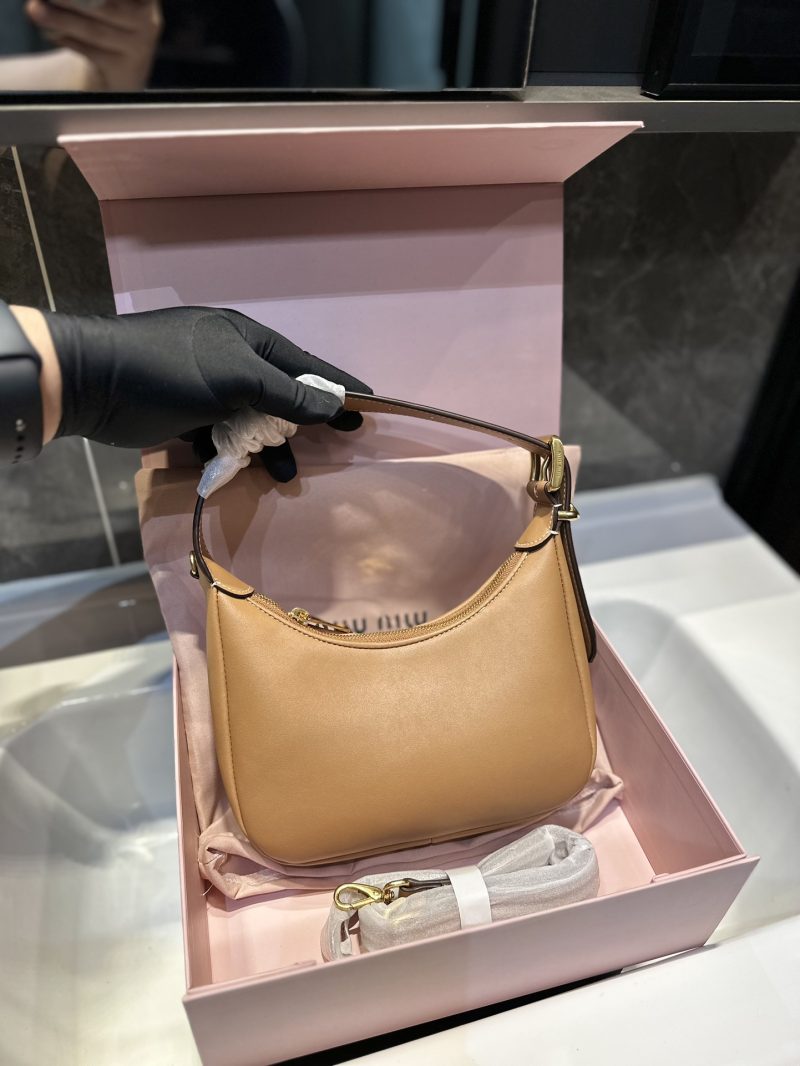 ReplicaDesignerBags 06YA16677