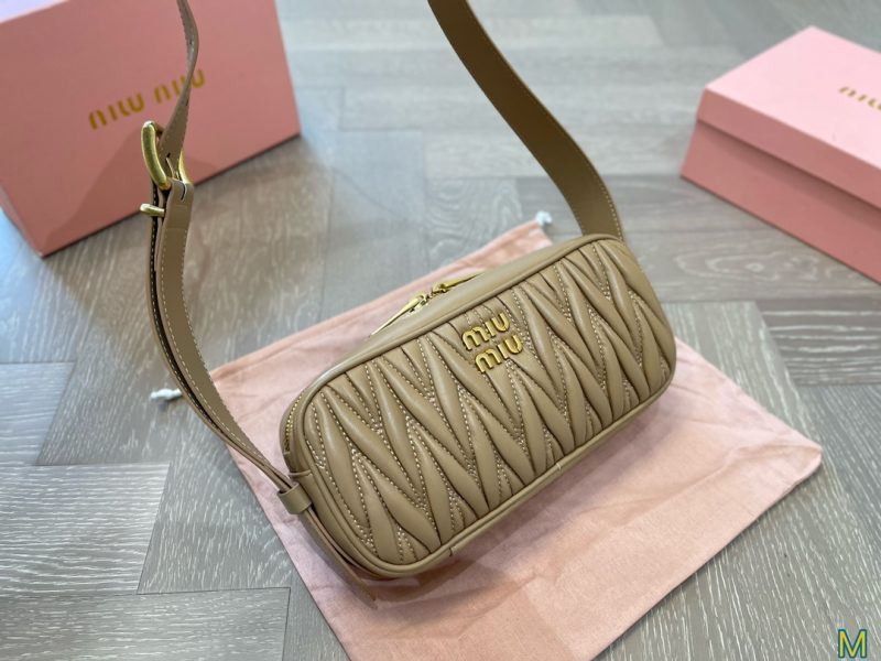 ReplicaDesignerBags 06YA16306