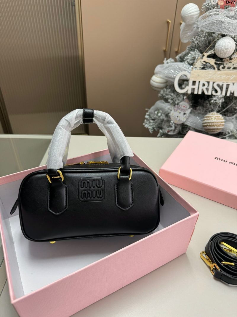 ReplicaDesignerBags 06YA16397