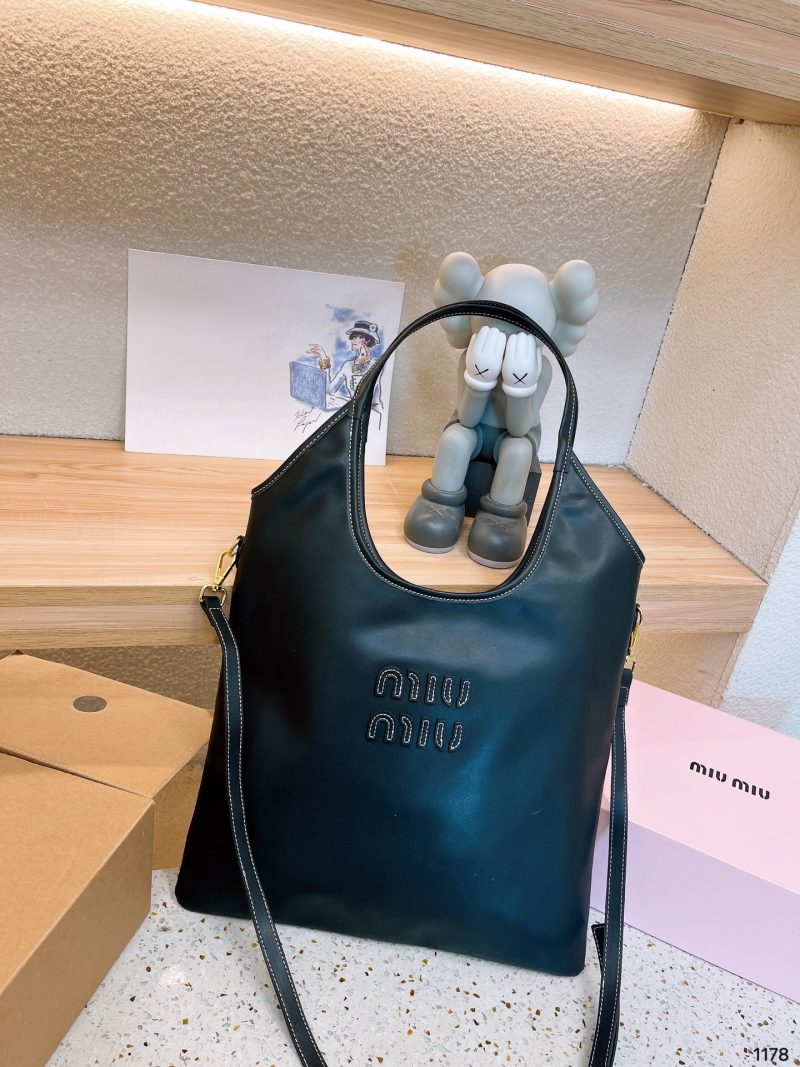 ReplicaDesignerBags 06YA16373