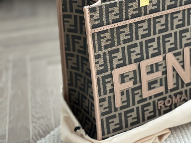ReplicaDesignerBags 09YA5082