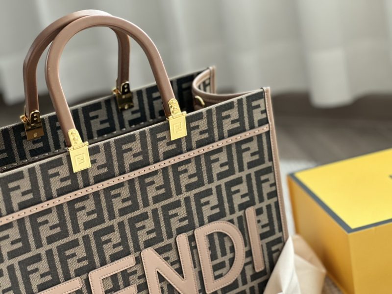 ReplicaDesignerBags 09YA5082