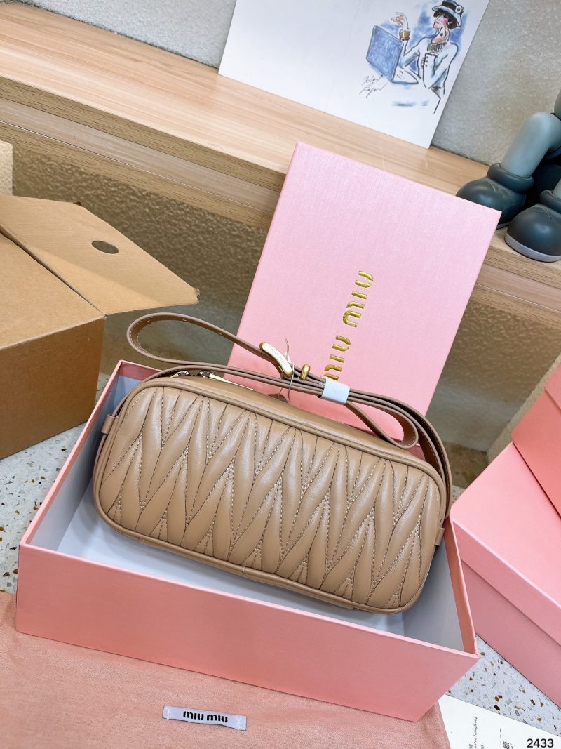 ReplicaDesignerBags 06YA16375