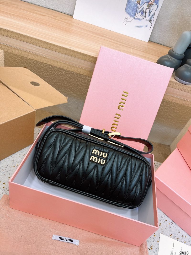 ReplicaDesignerBags 06YA16375