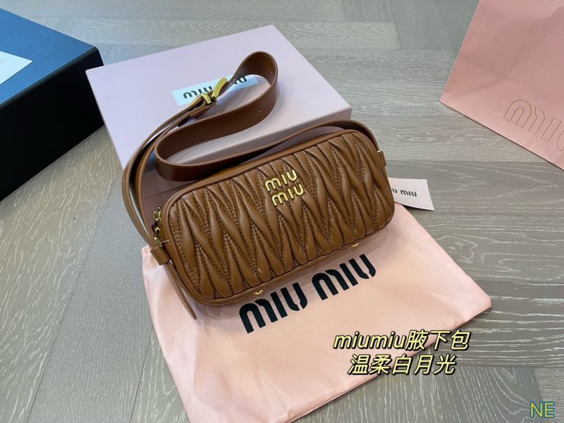 ReplicaDesignerBags 06YA16327