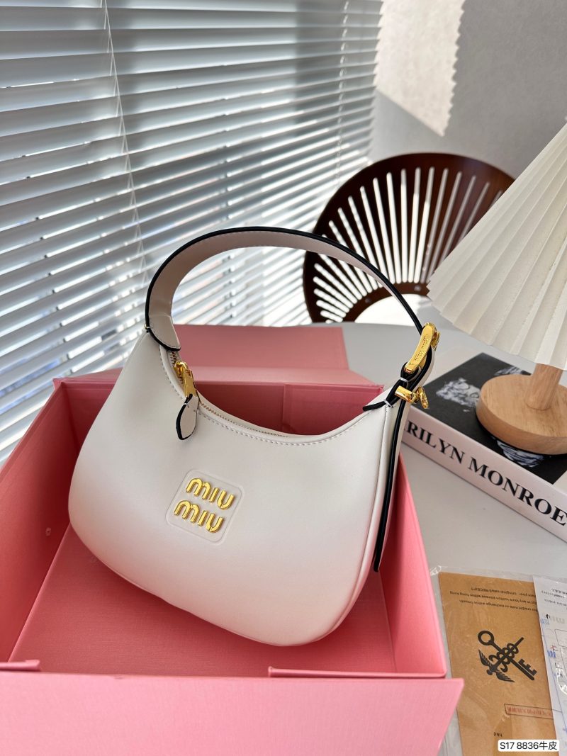 ReplicaDesignerBags 06YA16517