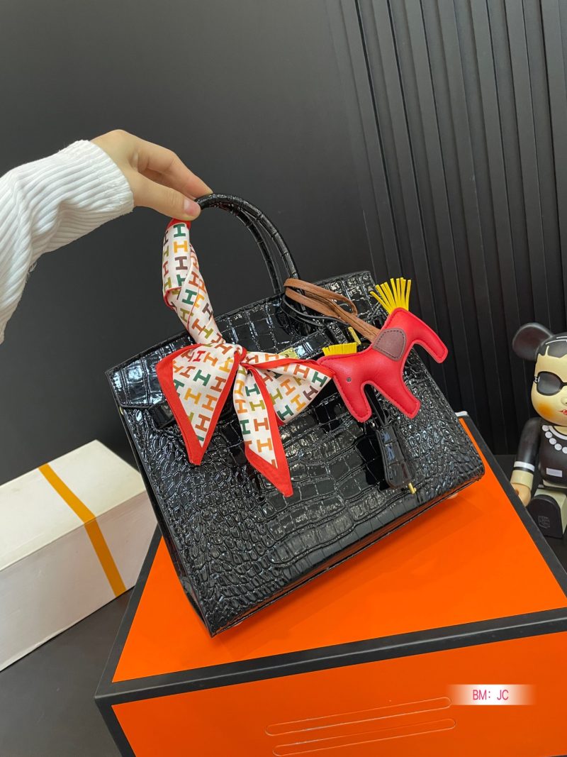 ReplicaDesignerBags 04YA610