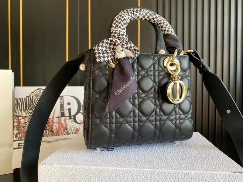 ReplicaDesignerBags 10YA4311