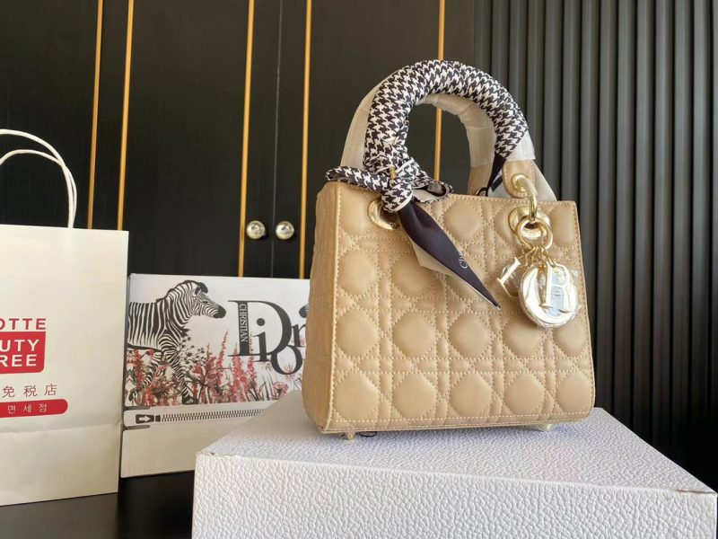 ReplicaDesignerBags 10YA4311