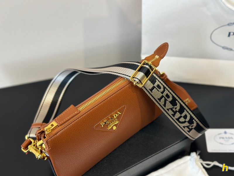 ReplicaDesignerBags 05YA18576