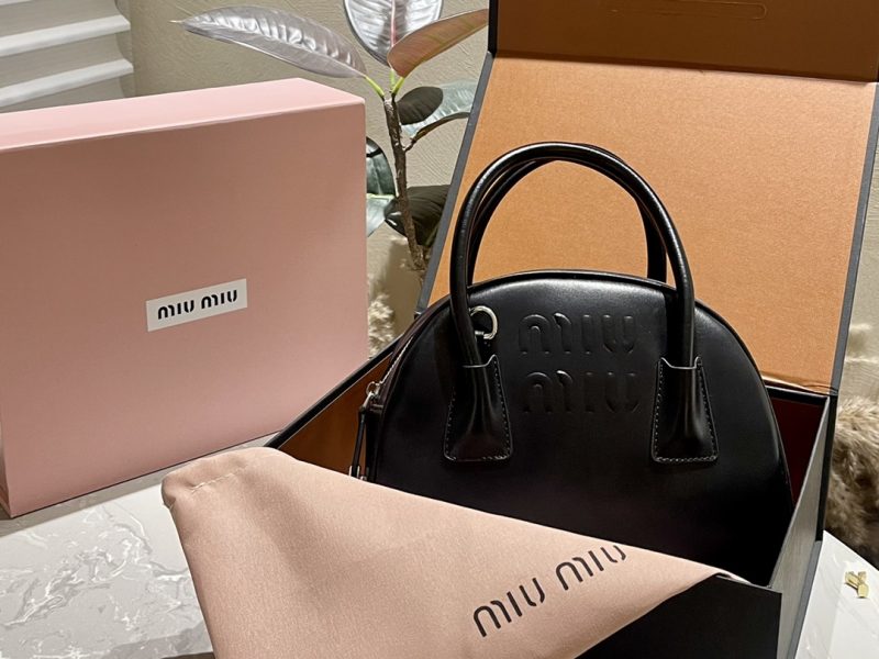 ReplicaDesignerBags 06YA16163