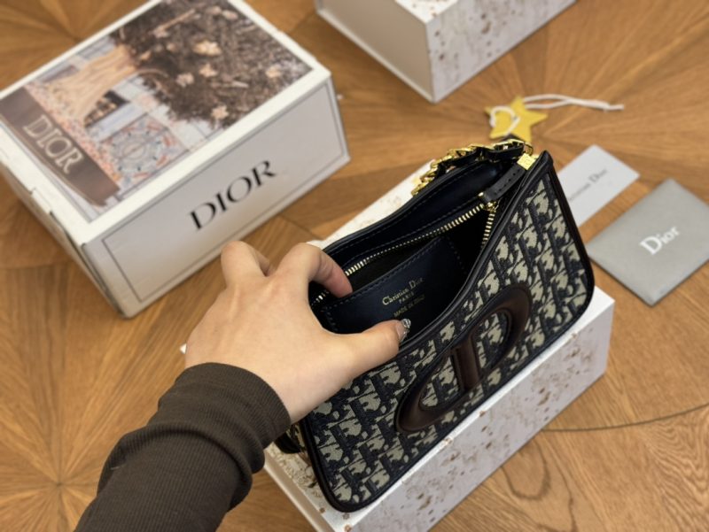 ReplicaDesignerBags 10YA607