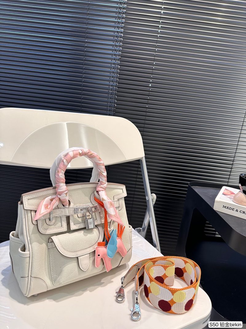 ReplicaDesignerBags 04YA1717