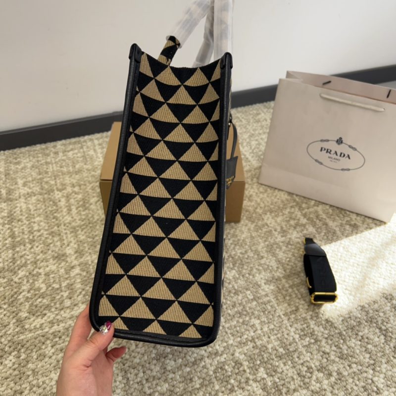 ReplicaDesignerBags 05YA18700