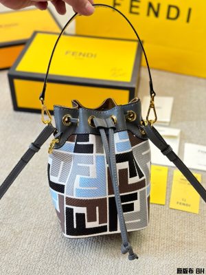 ReplicaDesignerBags 09YA5338