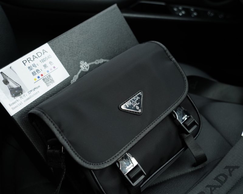 ReplicaDesignerBags 05YA18763