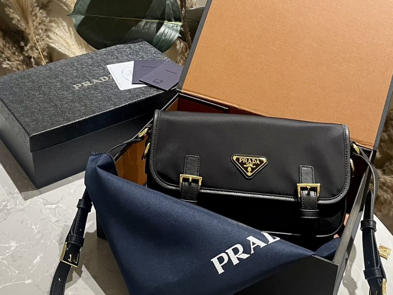 ReplicaDesignerBags 05YA17986